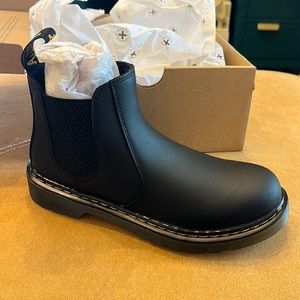Dr Marten Chelsea Boots